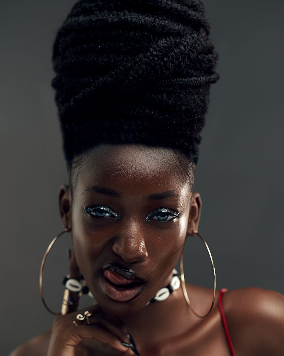 Inspiration de coiffure avec chignon tressé